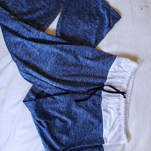 Two-tone athletic pants